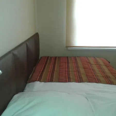 Tina Str Apartman *